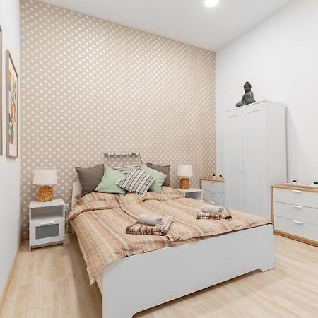 Apartment Colourful Budapest Ngoại thất bức ảnh