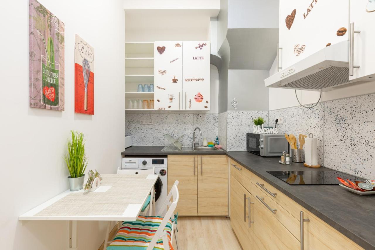 Apartment Colourful Budapest Ngoại thất bức ảnh