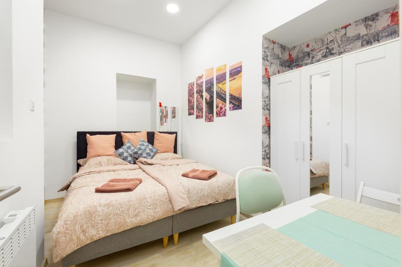 Apartment Colourful Budapest Ngoại thất bức ảnh